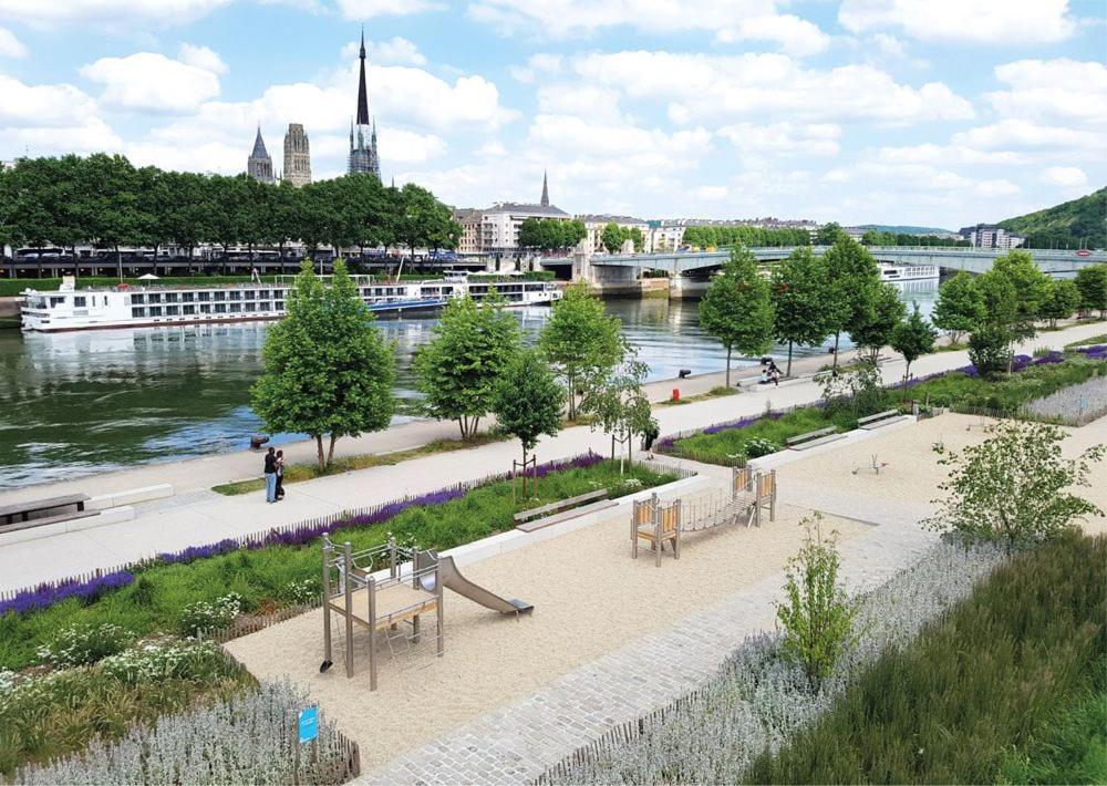 Le Petit Cine - Rouen Gare - Smartloc Immo Leilighet Eksteriør bilde